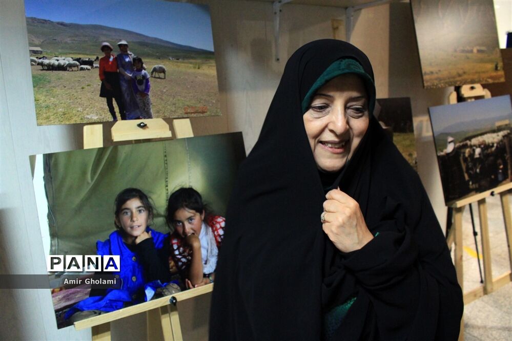 نشست تخصصی ارائه گزارش تحولات جامعه زنان عشایری و روستایی