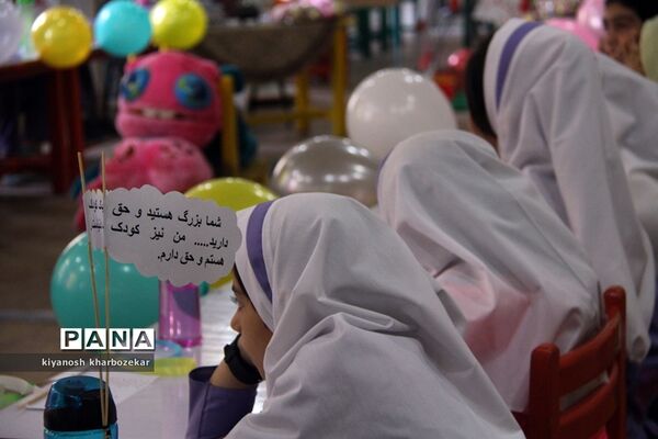 حضور دانش آموزان در کانون فکری ، کودکان و نوجوانان آذربایجان غربی «بمناسبت روز جهانی کودک»