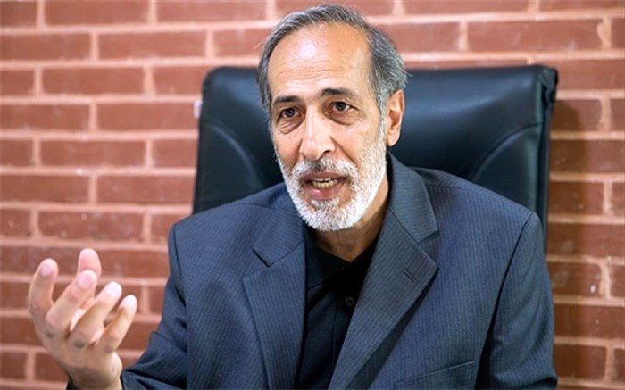 تاجیک: رفتار دلواپسان هیجانی است؛ منطق را جایگزین شعار کنیم