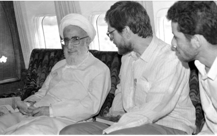 تصویری از آیت الله جنتی در بوسنی