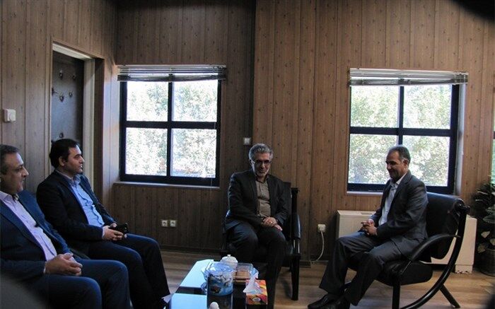 دیدار مدیرکل آموزش و پرورش و مدیرکل پست گلستان