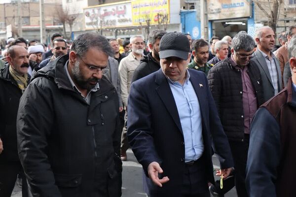 حماسه حضور مردم غیور باقرشهر و کهریزک در راهپیمایی ۲۲بهمن