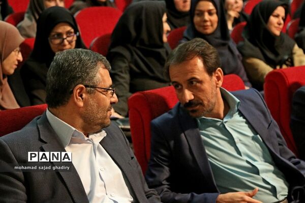 همایش بهداشت  روان با محوریت همیاران مشاور