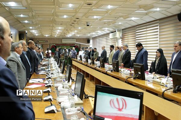 نشست ستاد عالی تشکیلاتی پنجمین المپیاد ورزشی درون مدرسه ای دانش آموزان کشور