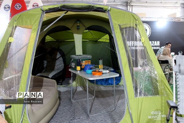 اولین نمایشگاه آفرود، کمپینگ  و ماجراجویی  در برج میلاد تهران