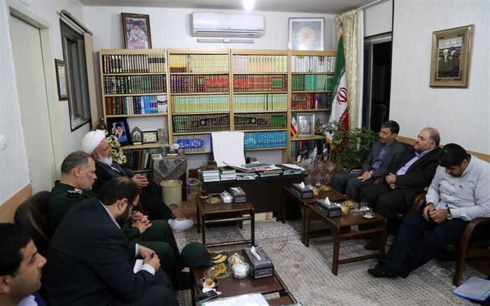 آیت الله ناصری: صنایع کوچک  برای اشتغال زایی باید ایجاد شود