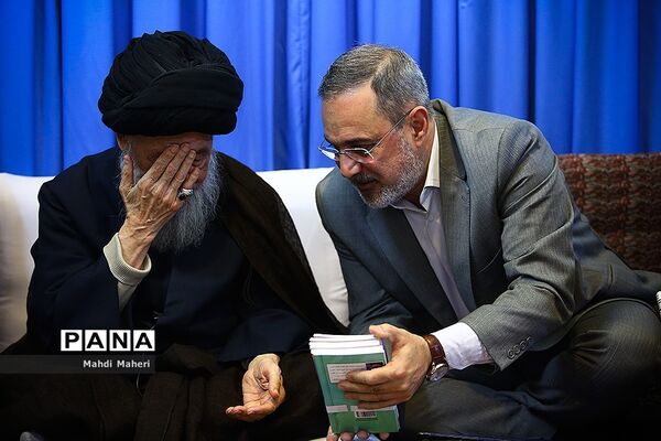 دیدار وزیرآموزش و پرورش با تعدادی از مراجع عظام تقلیددر استان قم