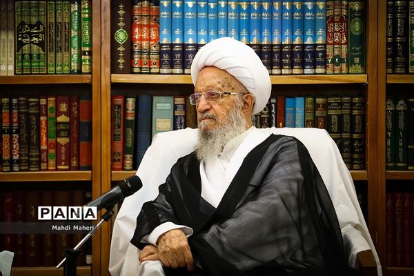 دیدار وزیرآموزش و پرورش با تعدادی از مراجع عظام تقلیددر استان قم