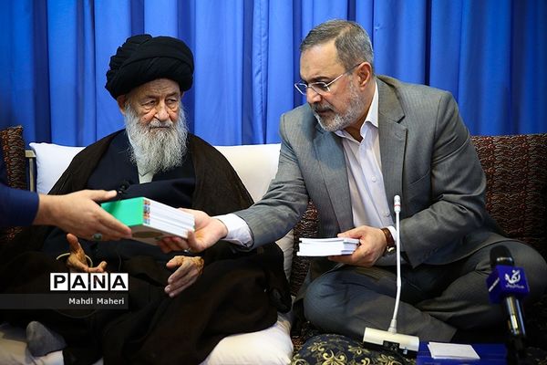 دیدار وزیرآموزش و پرورش با تعدادی از مراجع عظام تقلیددر استان قم