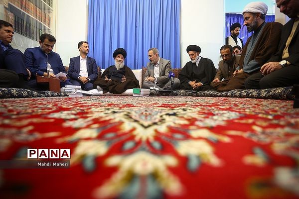 دیدار وزیرآموزش و پرورش با تعدادی از مراجع عظام تقلیددر استان قم