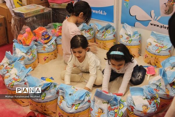 اولین نمایشگاه دنیای اسباب بازی و سرگرمی