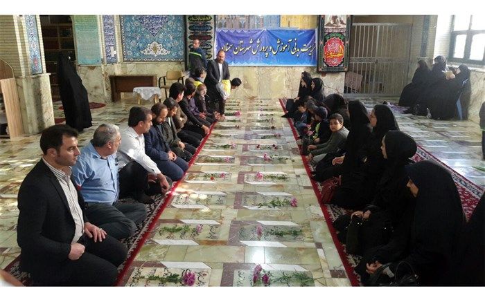 تجدید میثاق مدیر آموزش و پرورش و معلمان تربیت بدنی شهرستان سمنان با شهدا