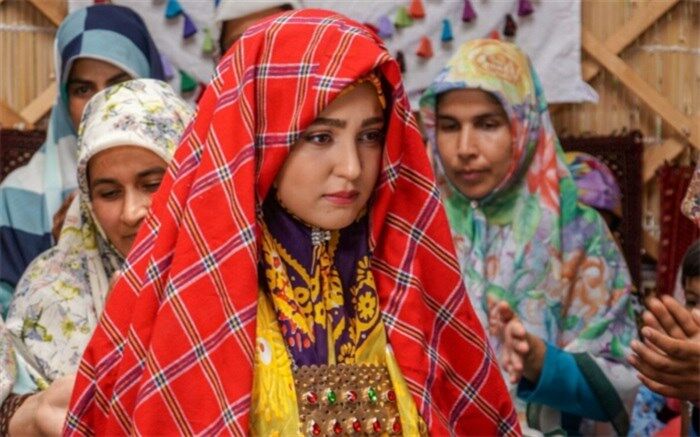 مهسا هاشمی، بازیگر سریال «بازی نقاب‌ها»:  برای نقش صحرا بازیگران بسیاری کاندیدا بودند