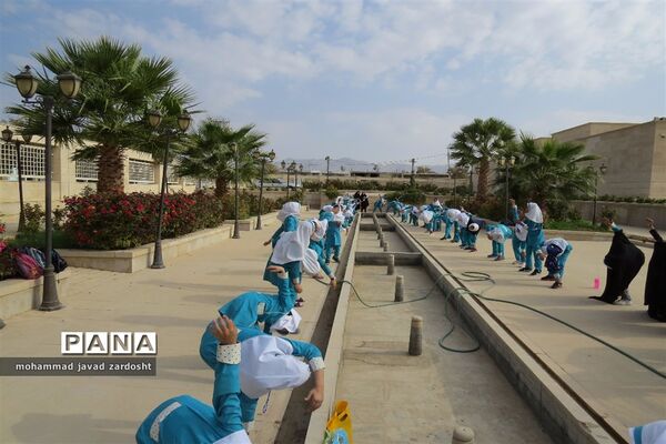اجرای پیاده‌روی از «خانه تا مدرسه» به مناسبت هفته تربیت بدنی در نی ریز
