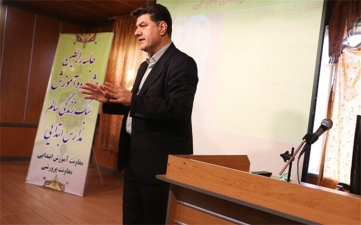 برگزاری کارگاه آموزشی رابطین مشاوره و طرح آداب و مهارت های زندگی در شهرری