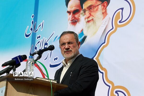 افتتاحیه پنجمین دوره المپیاد ورزشی درون‌ مدرسه‌ای