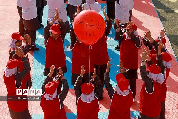 افتتاحیه پنجمین دوره المپیاد ورزشی درون‌ مدرسه‌ای