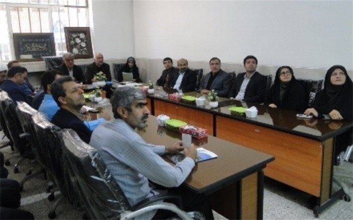 برگزاری جلسه شورای عمومی آموزش و پرورش پیربکران با موضوع طرح تدبیر