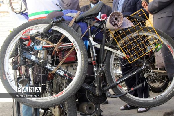 رکوردار کشوری و جهانی با دوچرخه عازم پیاده روی اربعین شد
