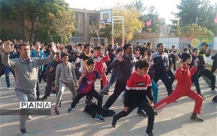 مشارکت معلمان در ورزش صبحگاهی در نهادینه کردن ورزش بین دانش آموزان موثر است