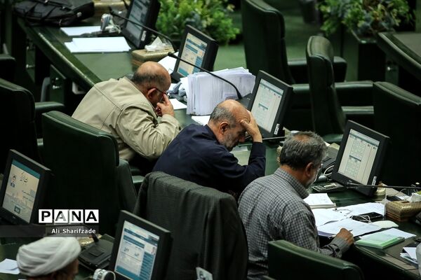 جلسه رای اعتماد به چهار وزیر پیشنهادی دولت