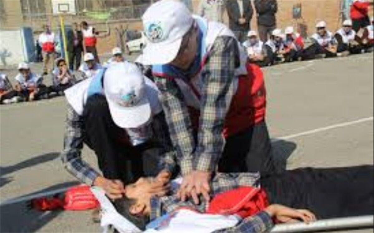 دانش آموزان لرستانی چهار رتبه برتر طرح دادرس کسب کردند