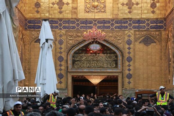 حرم حضرت علی (ع) در نجف اشرف میزبان زائران اربعین حسینی