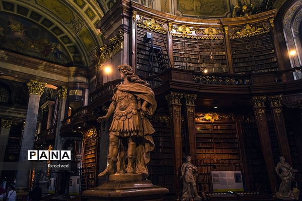 کتابخانه‌های بزرگ و کوچک از سراسر جهان