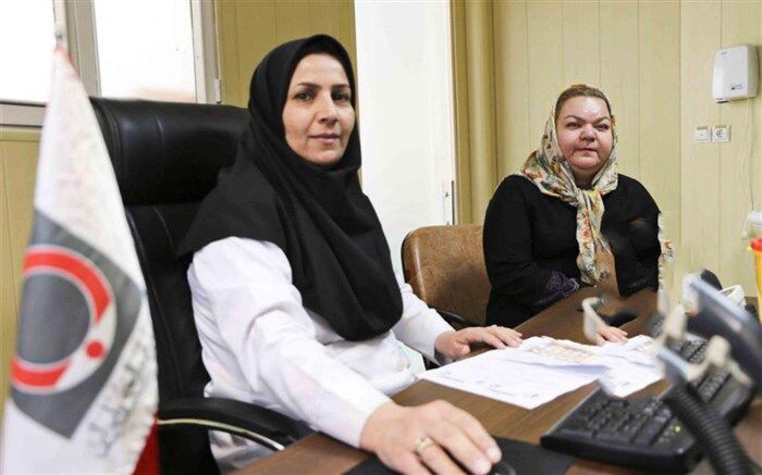 بانو سنندجی رکوردار اهدای خون در بین زنان کردستانی شد