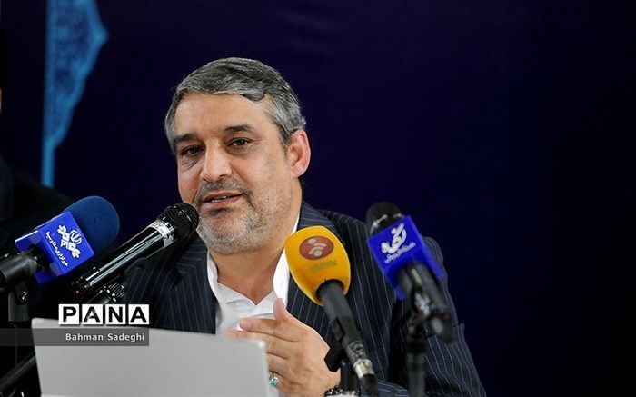 طرح آزمایشی آموزش‌ الکترونیک دانش‌آموزان بازمانده از تحصیل در البرز آغاز شد