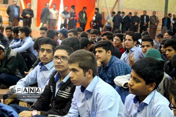 صبحگاه مشترک بسیج دانش آموزی به مناسبت هفته بسیج دانش‌آموزی