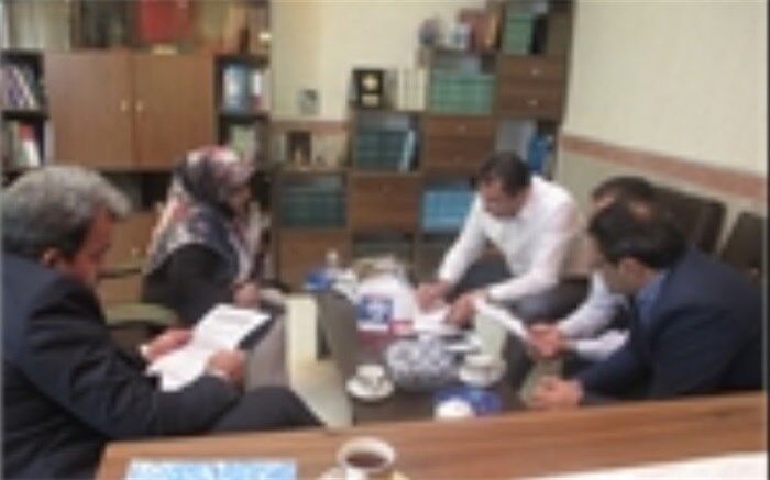 نشست هم اندیشی هفته  فرهنگ و هنر در  پاکدشت
