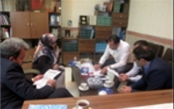 نشست هم اندیشی هفته  فرهنگ و هنر در  پاکدشت