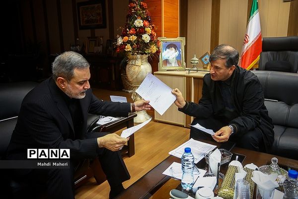دیدار وزیر آموزش و پرورش با جمعی از نمایندگان مجلس