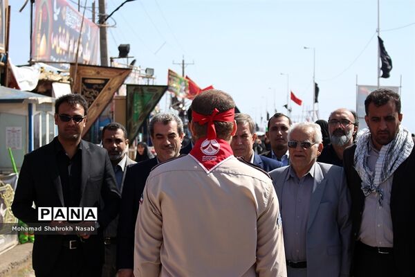 بازدید مدیرکل آموزش و پرورش خوزستان از موکب عشاق الحسین(ع) سازمان دانش آموزی در مرز شلمچه