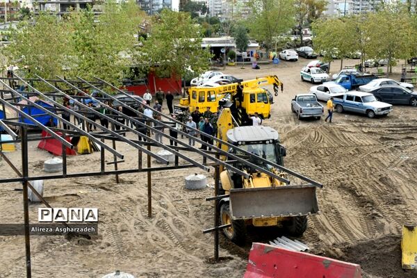 تخریب سازه‌های غیرمجاز در ساحل سنگچین بابلسر