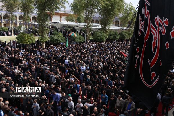 برگزاری مراسم عزاداری اربعین حسینی در شاهچراغ