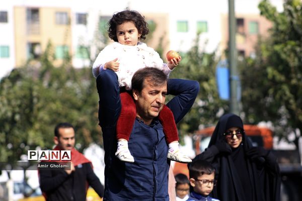 پیاده‌روی جاماندگان اربعین حسینی در تهران - ۲