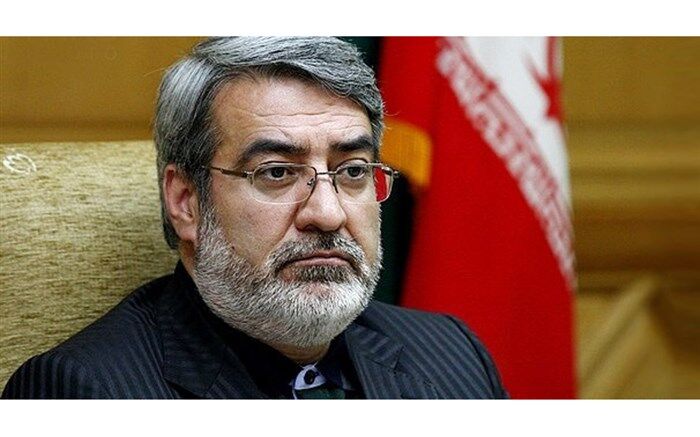 رحمانی فضلی: ظریف  از سوی روحانی مامور پیگیری لغو رواید اربعین شد