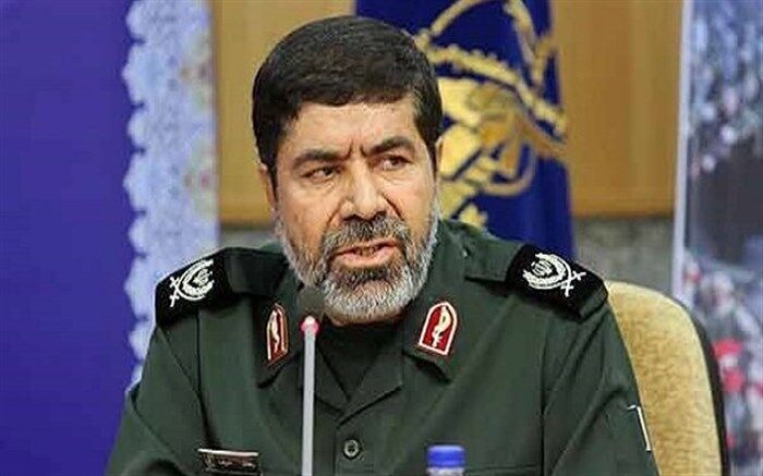 سفر فرمانده نیروی زمینی سپاه  به پاکستان