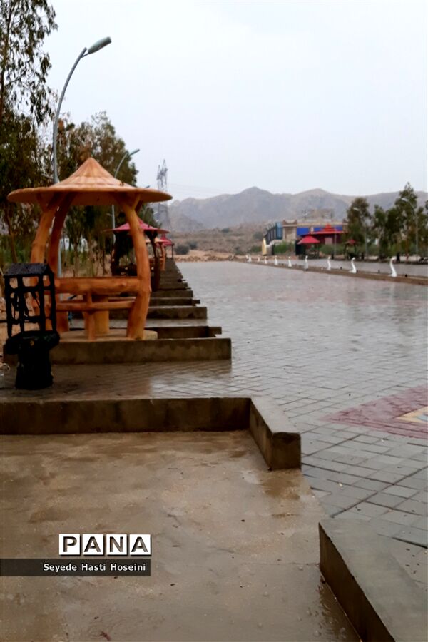 طراوت باران پاییزی در گله دار