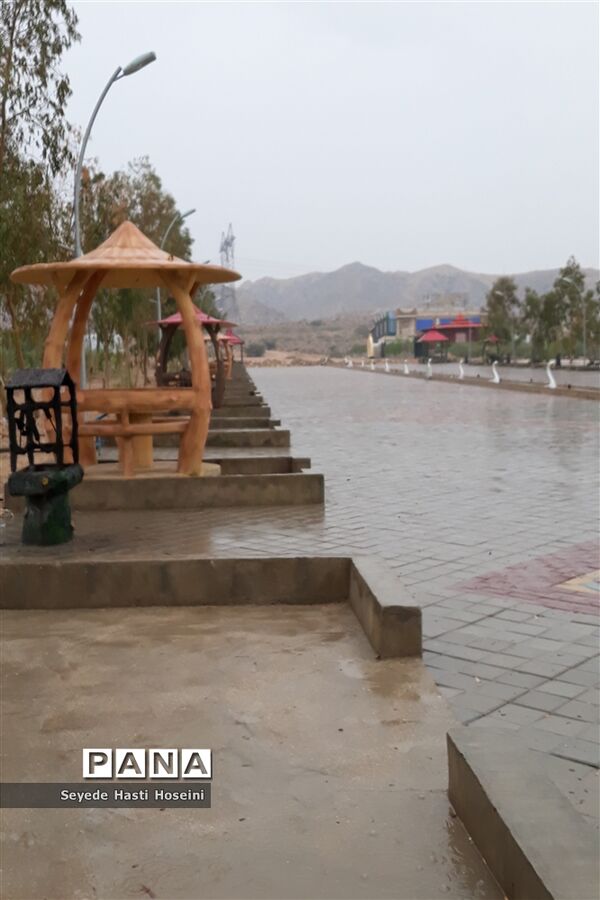 طراوت باران پاییزی در گله دار