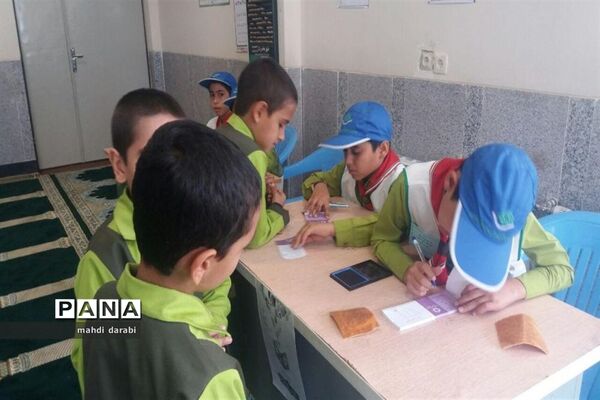 برگزاری انتخابات شورای دانش‌آموزی درشهرستان فردوس