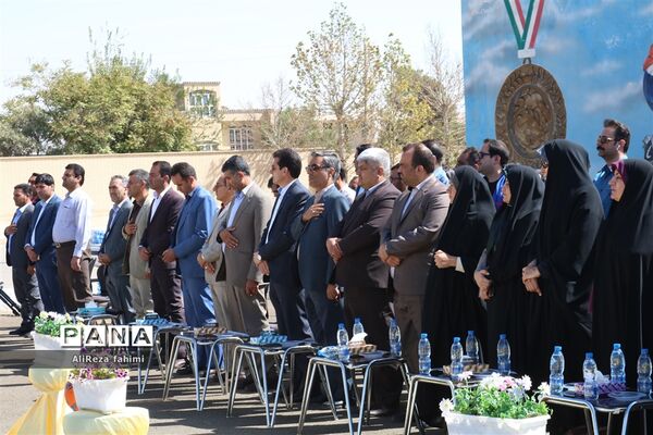 اعزام کاروان تجهیزات ورزشی اهدایی به مدارس مناطق محروم فارس