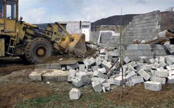 قلع و قمع 12 هزار متر مربع از اراضی کشاورزی تغییر یافته در کلاردشت