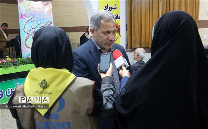 انتخابات شورای دانش آموزی تجلیگاه فرهنگ دموکراسی است