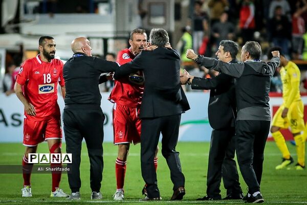 دیدار تیم های فوتبال پرسپولیس و السد قطر