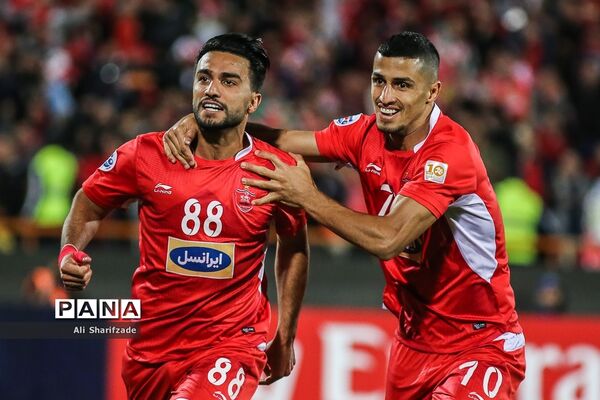 دیدار تیم های فوتبال پرسپولیس و السد قطر