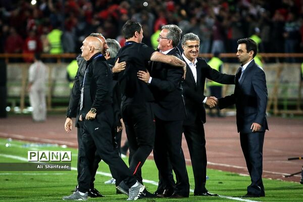 دیدار تیم های فوتبال پرسپولیس و السد قطر