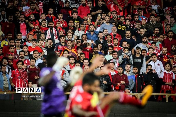 دیدار تیم های فوتبال پرسپولیس و السد قطر